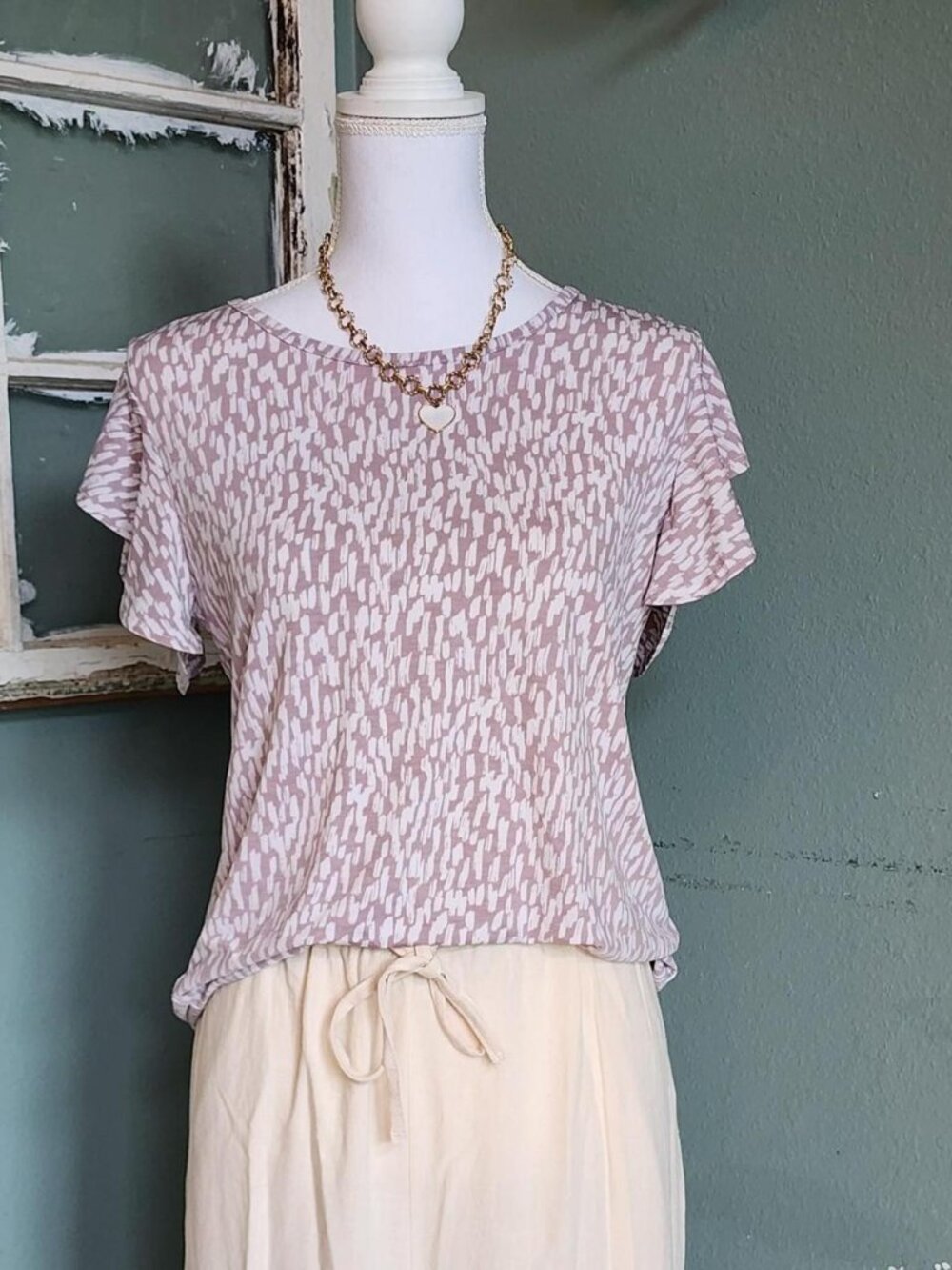 Women's Purple and White Blouse